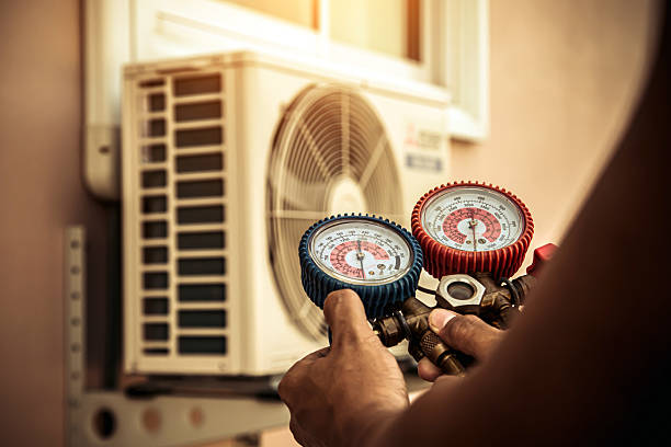 Professional Hvac technician working in Bryantown, MD